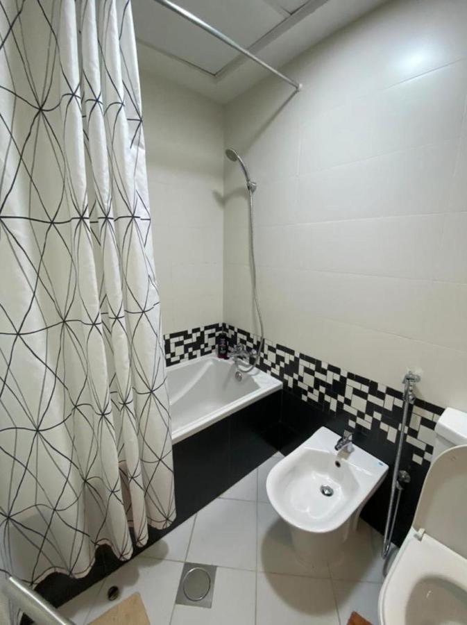 Large Size One Bedroom Apartment With Sea View อาบูดาบี ภายนอก รูปภาพ